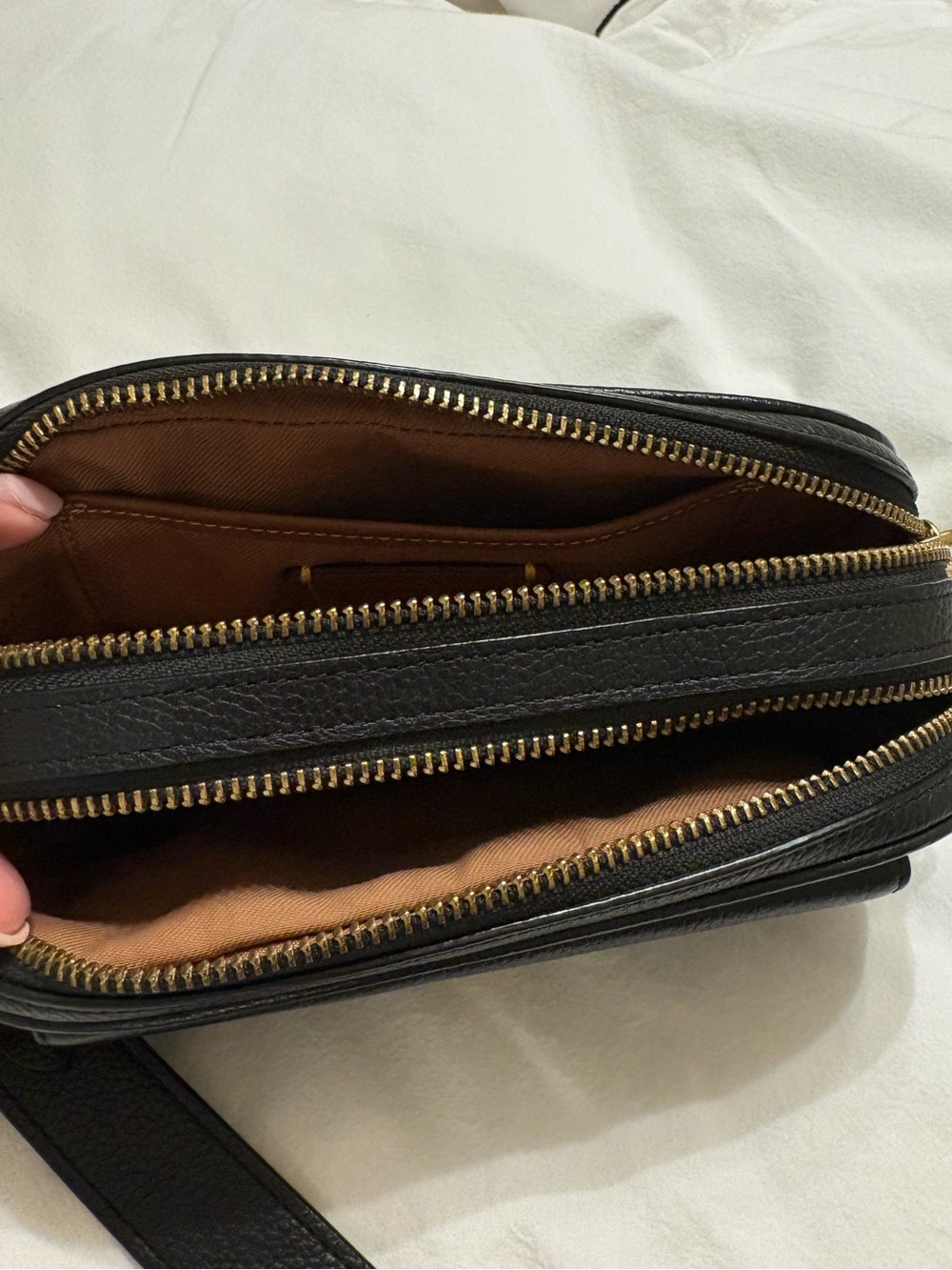 Coach Willow Camera Bag - Picture 5 of 10